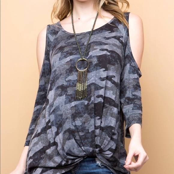 Camouflage print top - Picture 3 of 3